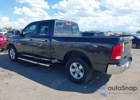 2018 Ram 1500 Slt 4X2 6'4 Box z USA, uszkodzony, nr VIN 1C6RR6GT4JS143143